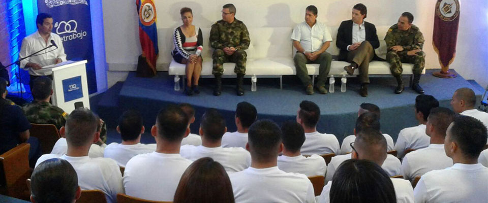 Militares privados de la libertad en Antioquia se graduaron en habilidades para el Teletrabajo